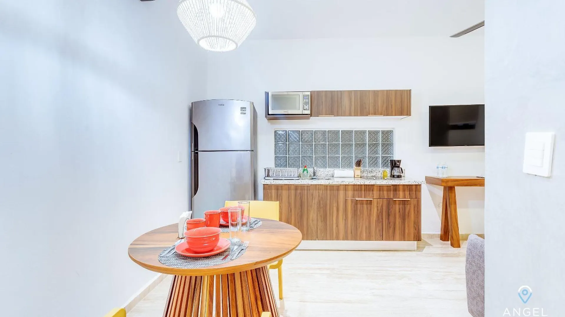 Chic Condotel With Roof Pool 10-Min Walk To Beach Playa del Carmen Apartment
