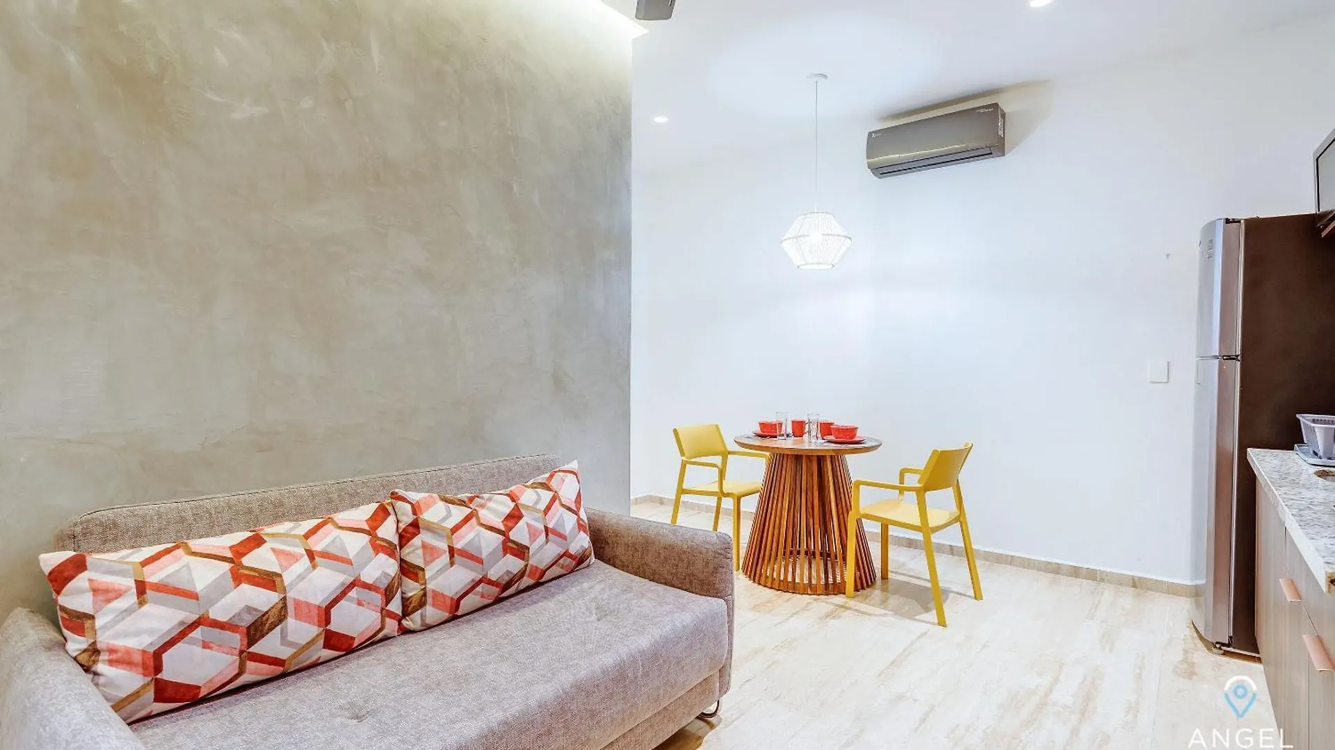 Chic Condotel With Roof Pool 10-Min Walk To Beach Playa del Carmen Apartment