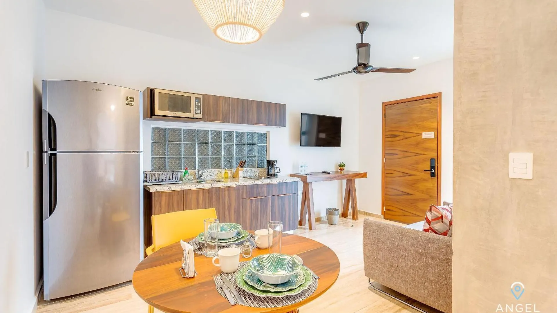 Apartment Chic Condotel With Roof Pool 10-Min Walk To Beach Playa del Carmen